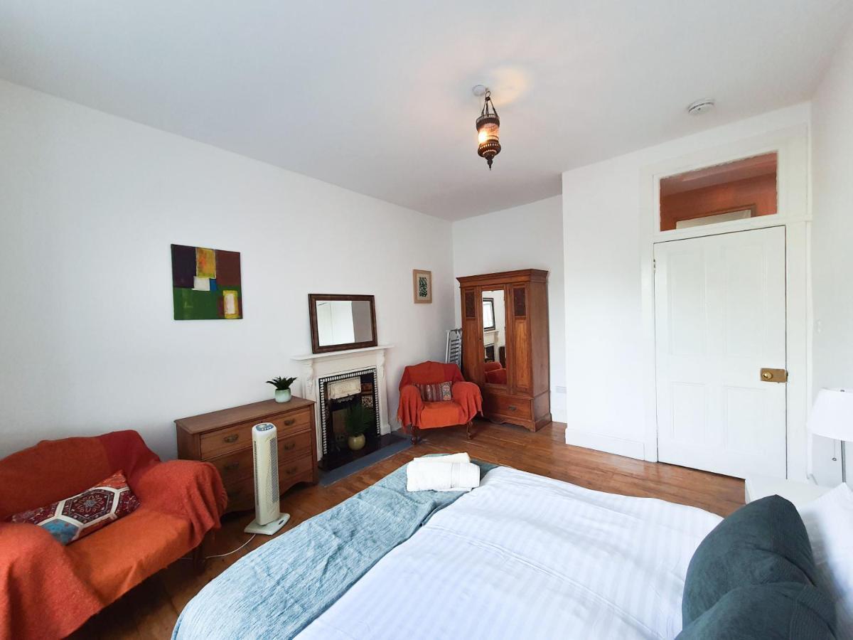 Edinburgh Charming Old Town Apartment מראה חיצוני תמונה