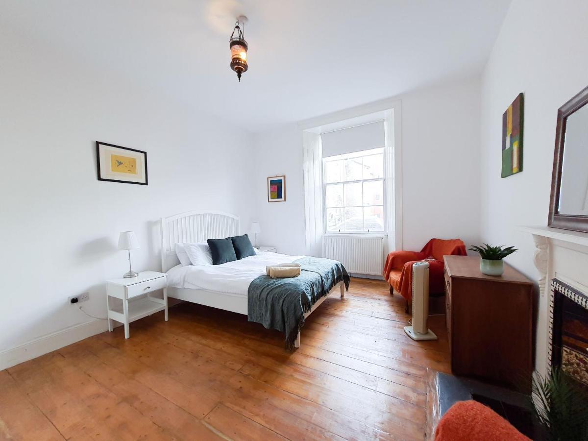 Edinburgh Charming Old Town Apartment מראה חיצוני תמונה