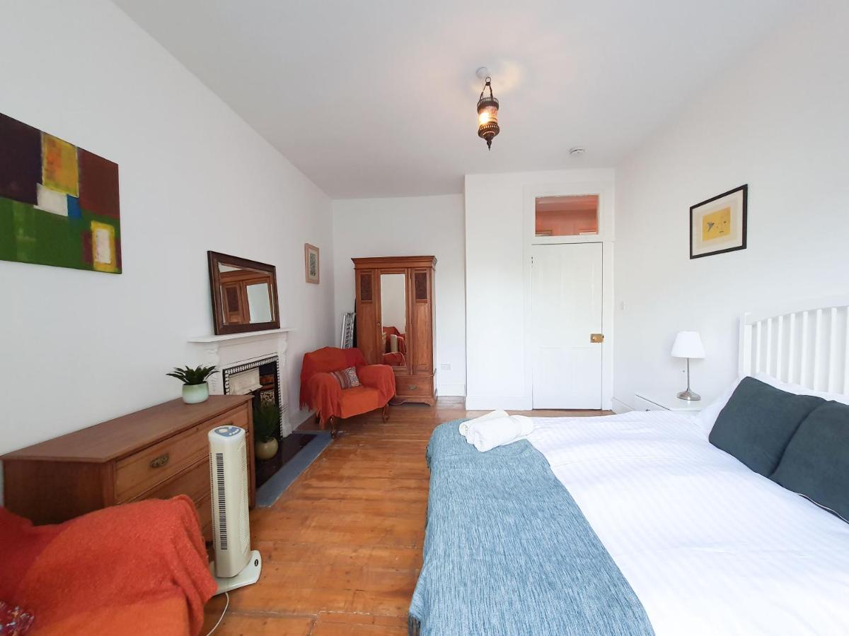 Edinburgh Charming Old Town Apartment מראה חיצוני תמונה